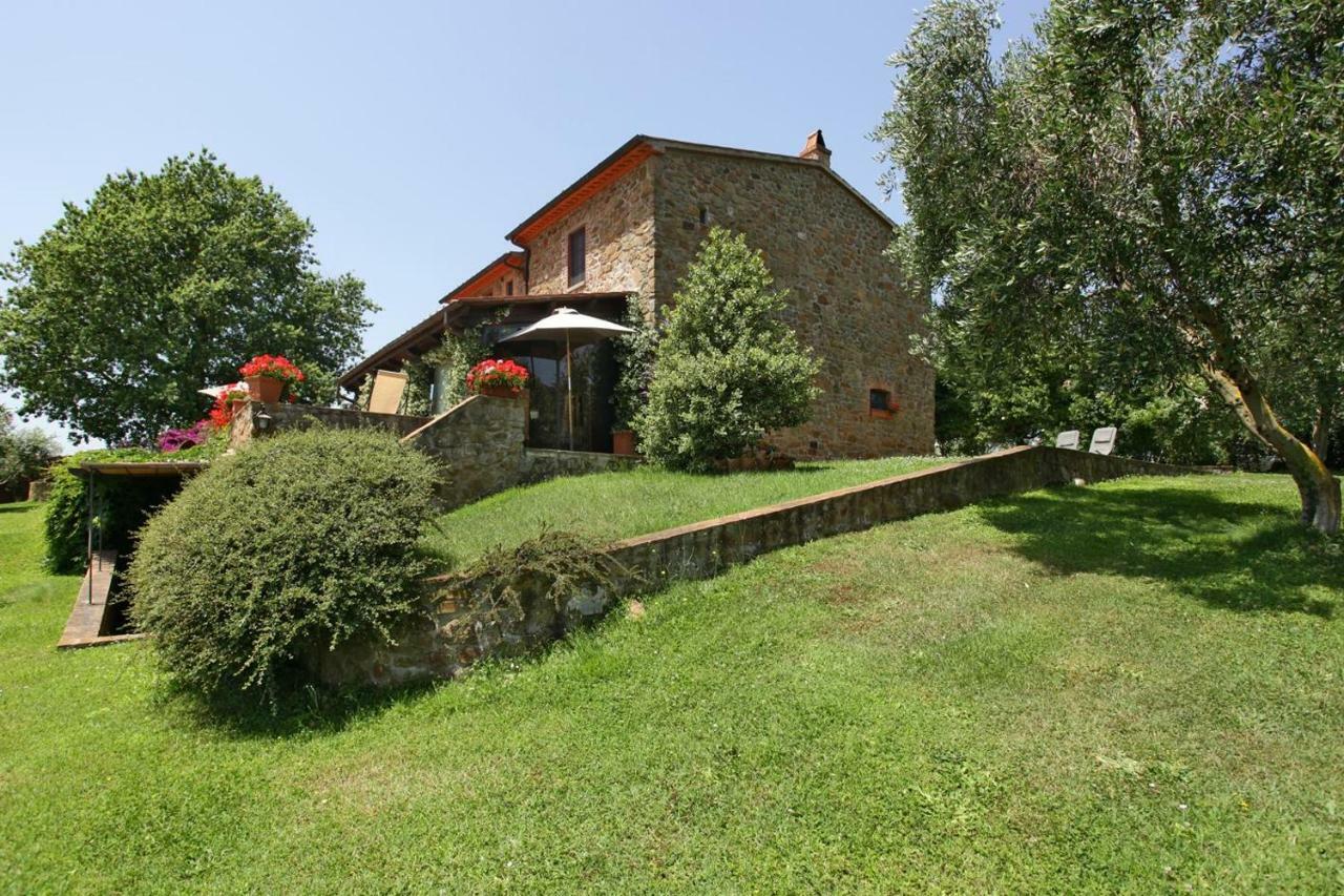 Casale Giacomini Acomodação com café da manhã Manciano Exterior foto